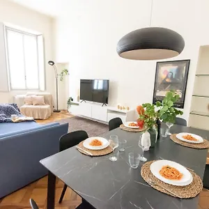 Luxury Near Duomo Italia 38 Apartamento